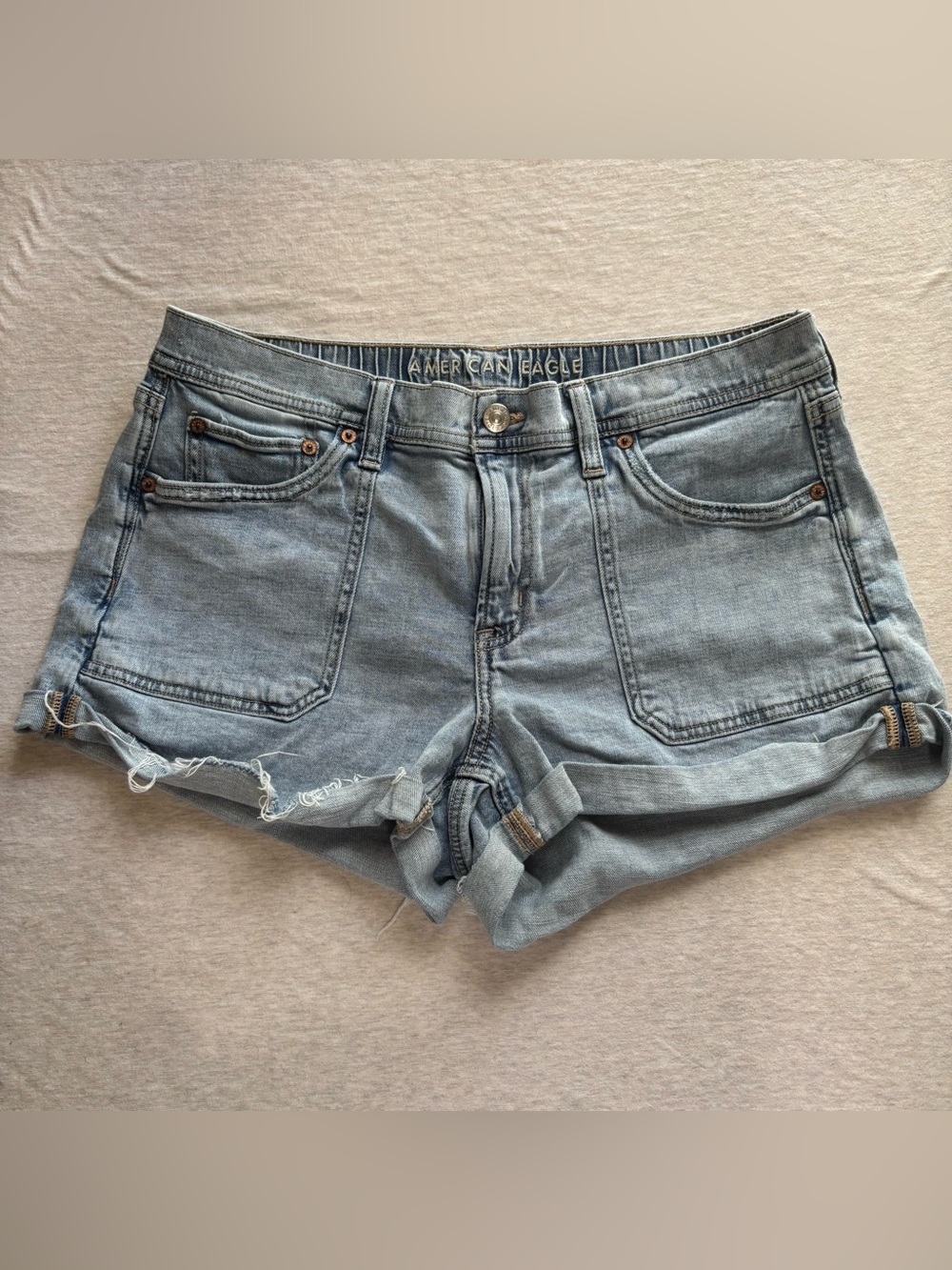 American Eagle Easy Shortie Light Wash Distressed Denim Shorts Size 10
